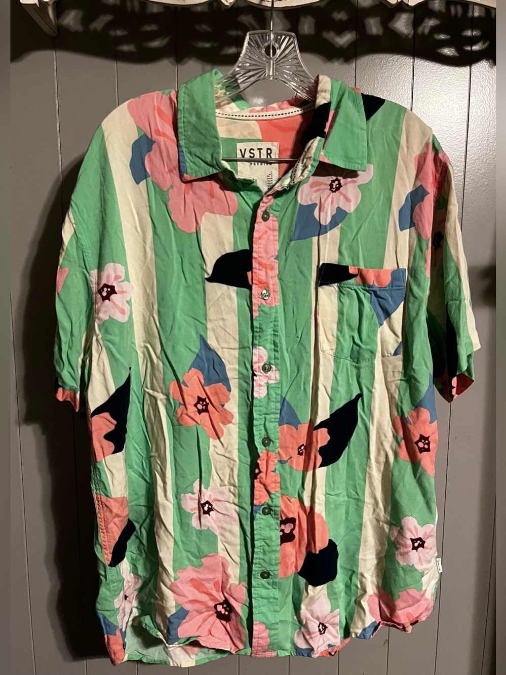 VSTR short sleeve button up collared beach shirt striped floral pattern